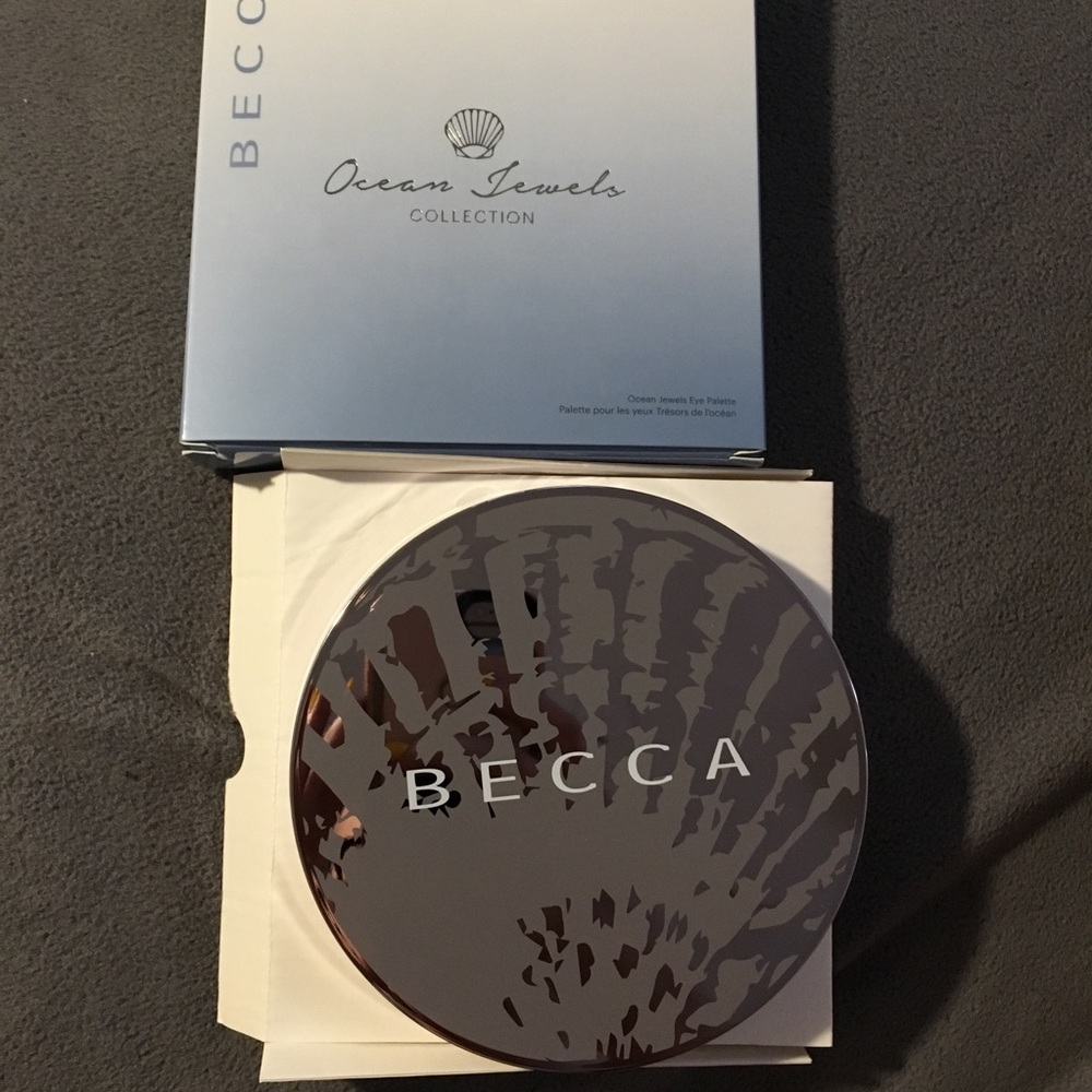 Becca ocean jewels eyeshadow palette